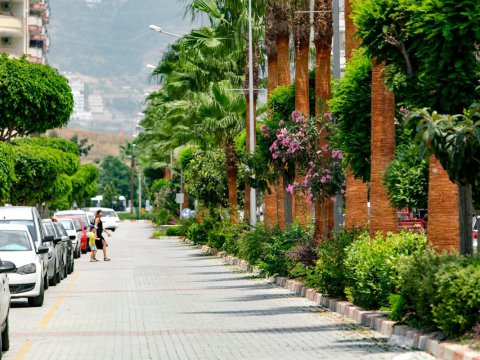 How can a foreigner buy a car in Turkey?