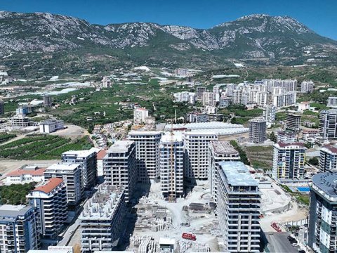 Russians have reclaimed their leading position in terms of real estate transactions in Turkey based on July results